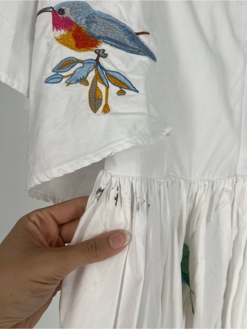 Fanm Mon White Colorful Hummingbird & Floral Print Flutter Sleeve Midi Dress - Picture 5 of 7